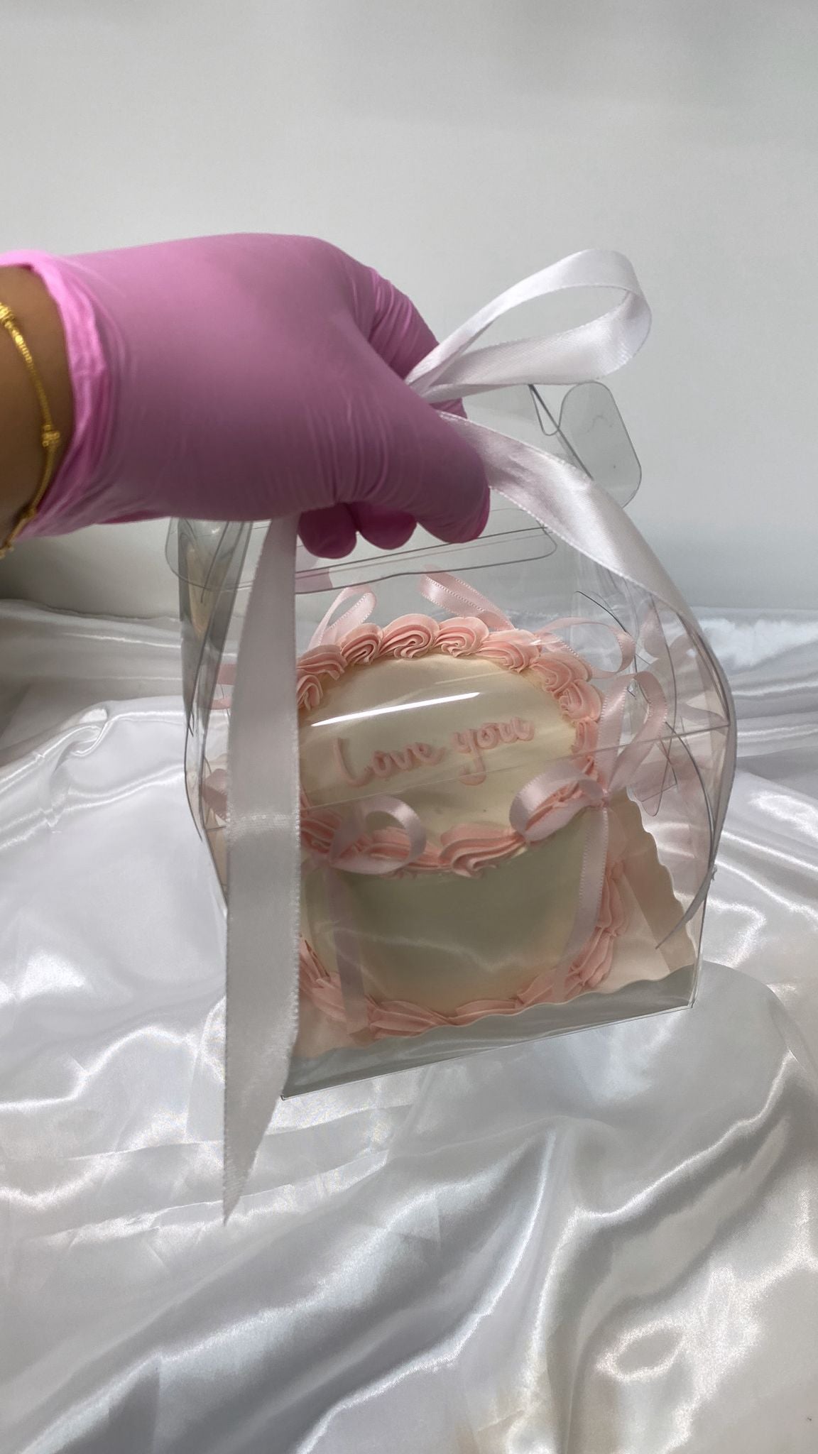 Luxury Coquette Bento Cake (4")